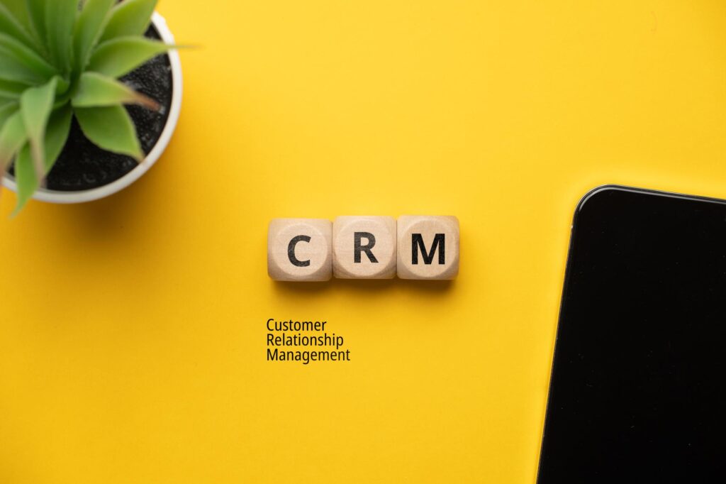 چرا شازین crm